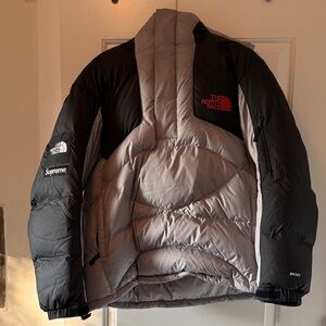Supreme North Face Men's Black and Silver Puffer Jacket